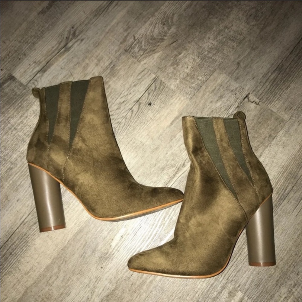 Cape Robbin Booties